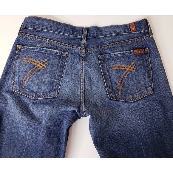 7 For All Mankind Women's Size 32 Dojo Flare Leg Jeans Medium Wash in VGUC - Picture 8 of 14